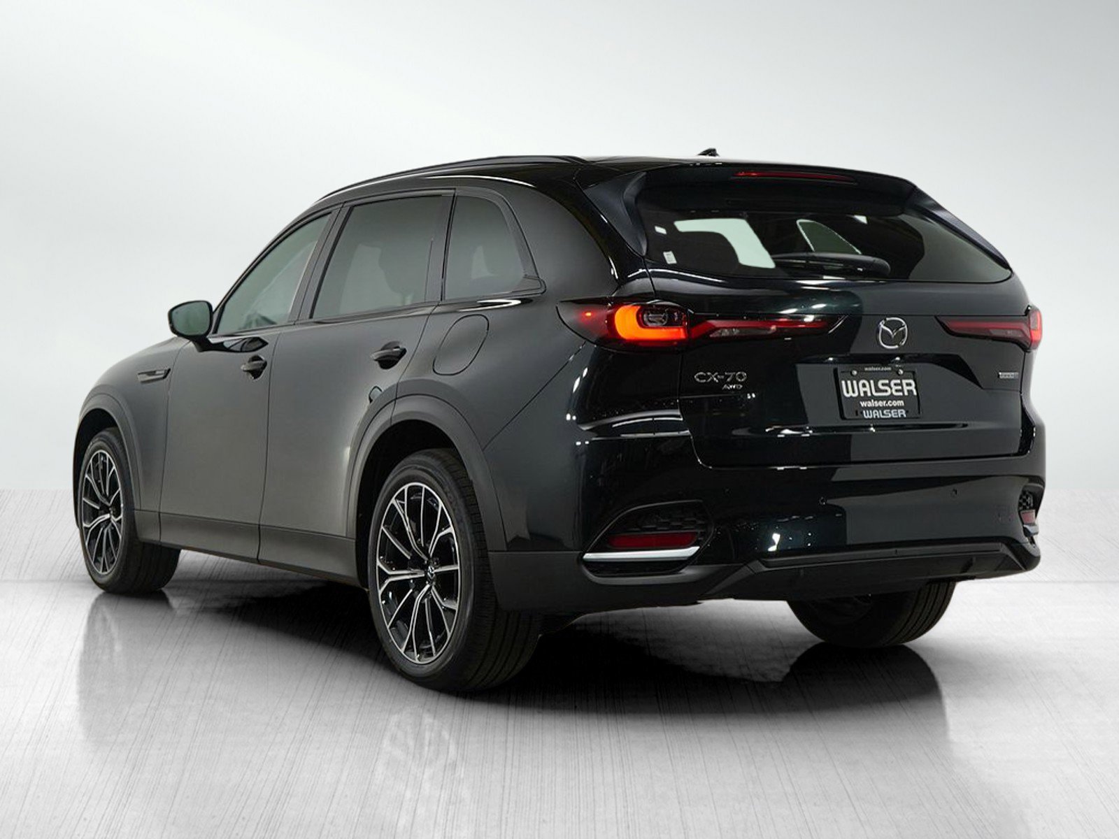 2025 Mazda CX-70 Premium Plus photo 3