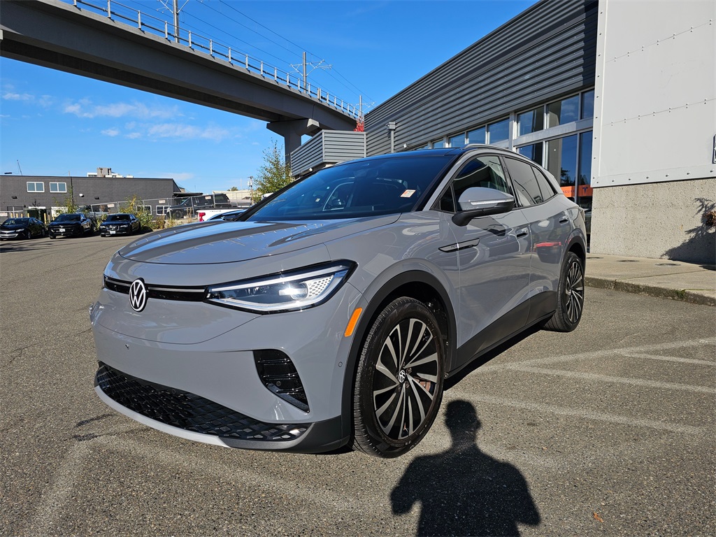 2023 Volkswagen ID.4 Pro Plus photo 3