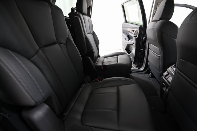 2025 Subaru Ascent Touring photo 25