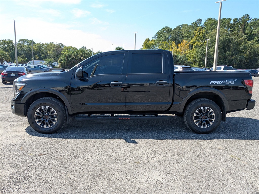 2024 Nissan Titan PRO-4X photo 6