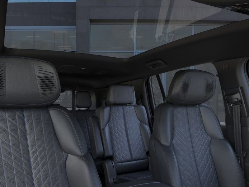 2025 Cadillac Escalade IQ Sport photo 17
