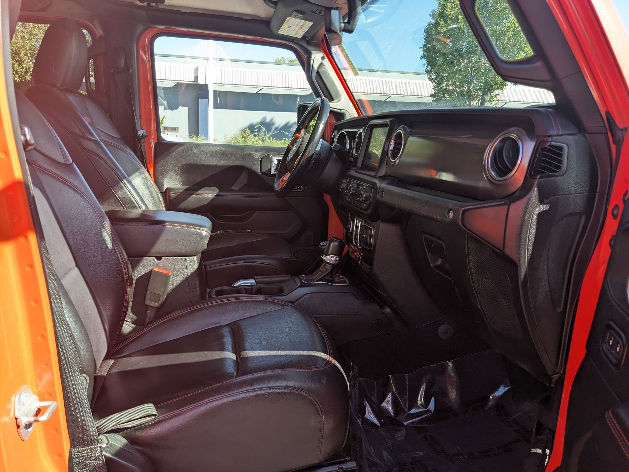2019 Jeep Wrangler Unlimited Rubicon photo 16