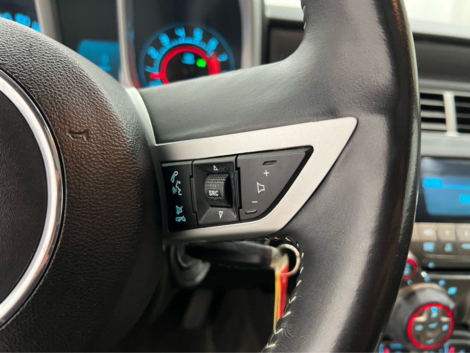 2011 Chevrolet Camaro 2SS photo 13