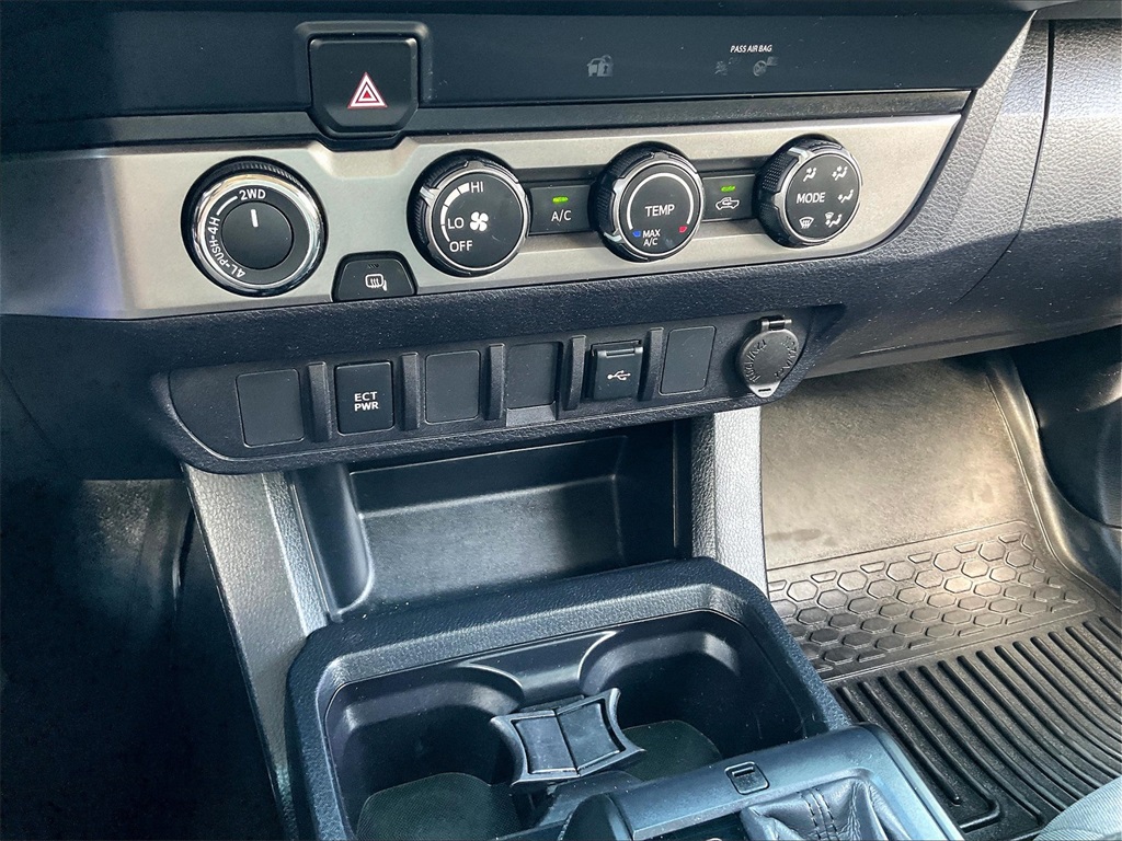 2020 Toyota Tacoma SR photo 24