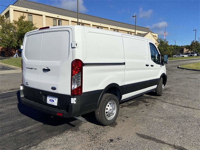 2024 Ford Transit Cargo Van photo 3