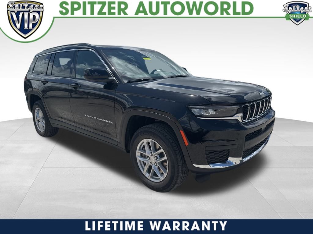 2025 Jeep Grand Cherokee L Laredo's photo