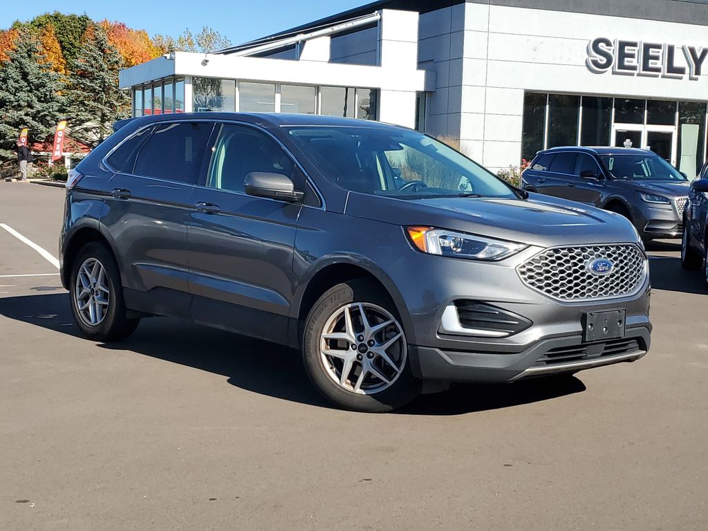 2023 Ford Edge SEL's photo