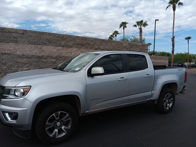 2016 Chevrolet Colorado Z71 photo 2