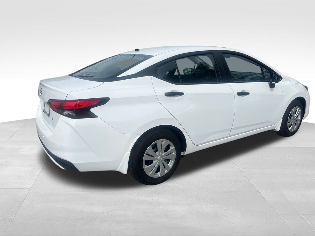 2025 Nissan Versa 1.6 S photo 5