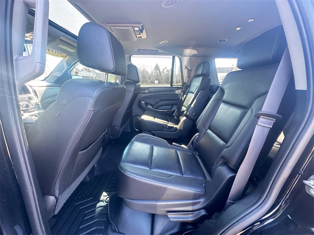 2016 Chevrolet Tahoe LT photo 16