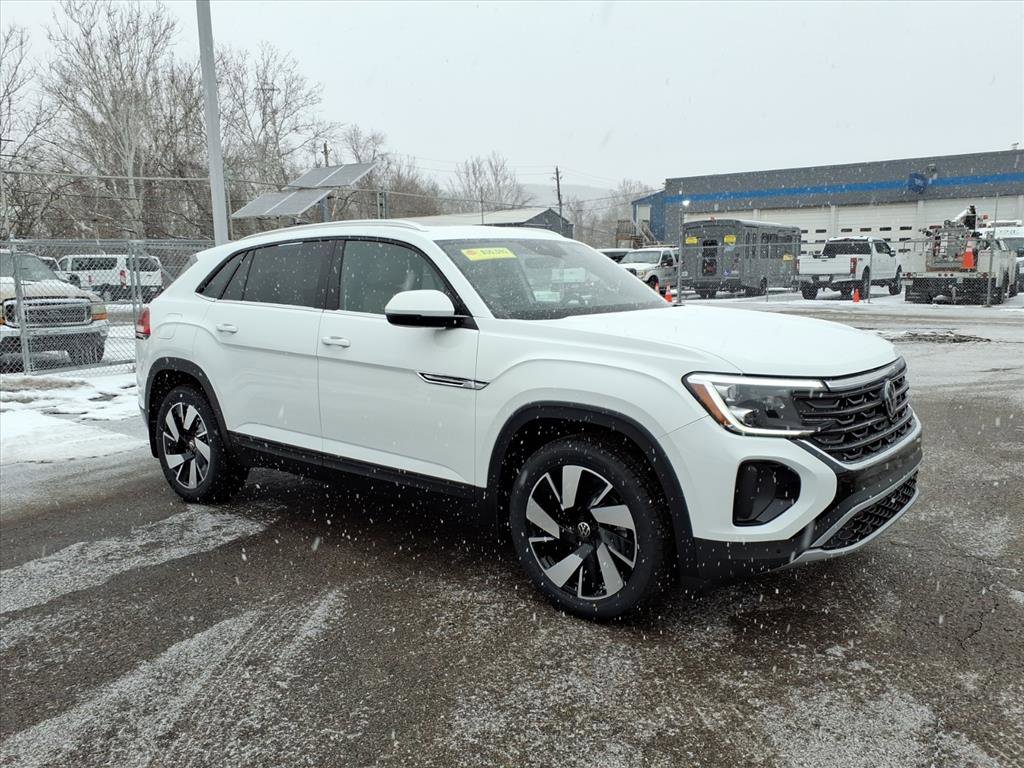 2024 Volkswagen Atlas Cross Sport SE w/Tech