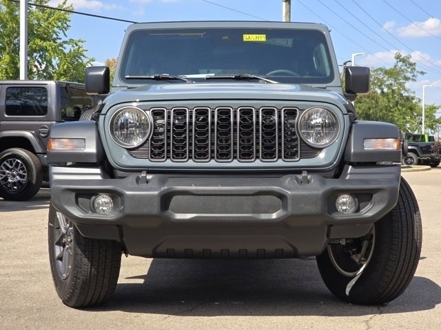 2025 Jeep Wrangler Sport S photo 2