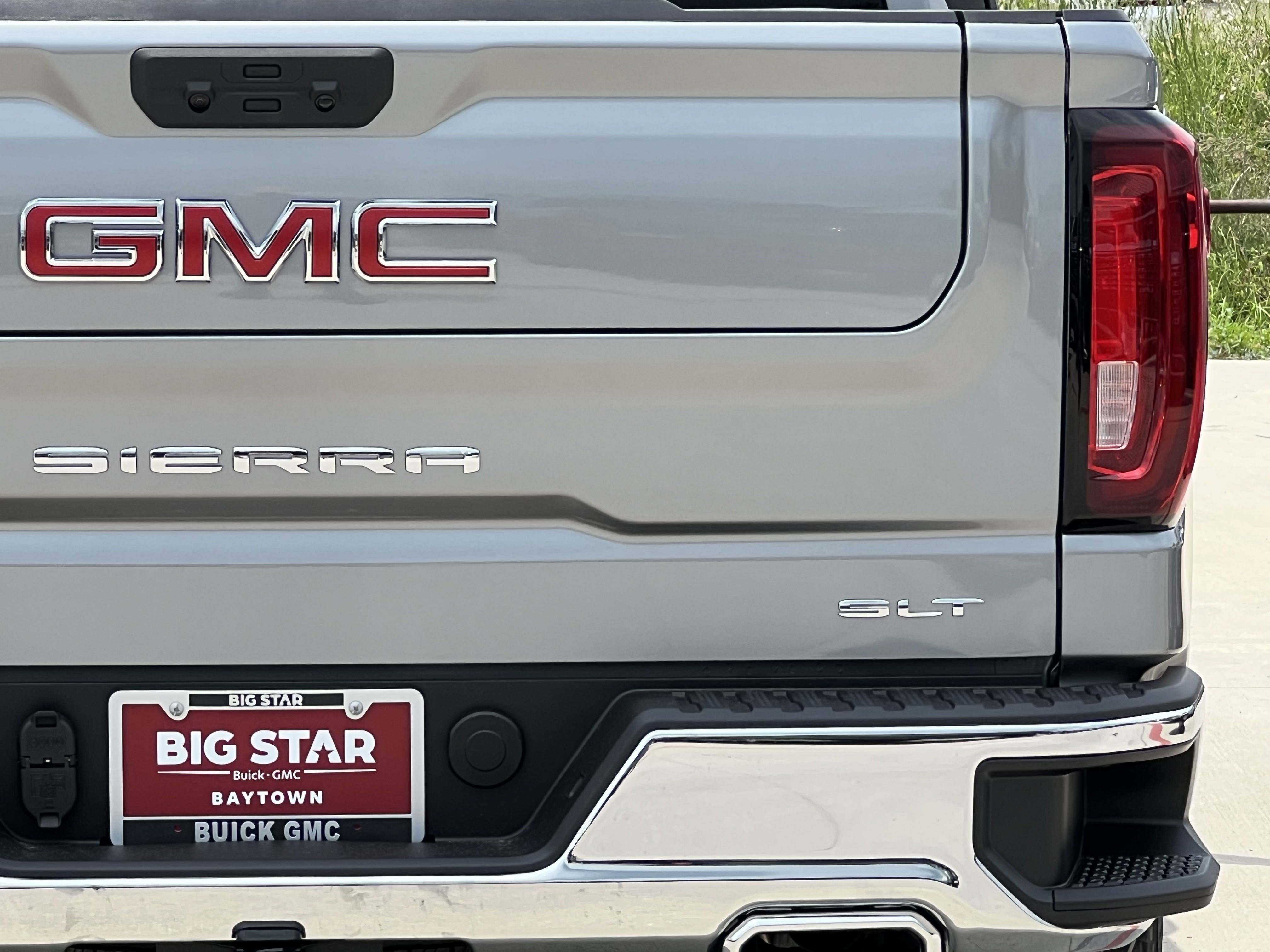 2026 Gmc Sierra 1500 SLT photo 4