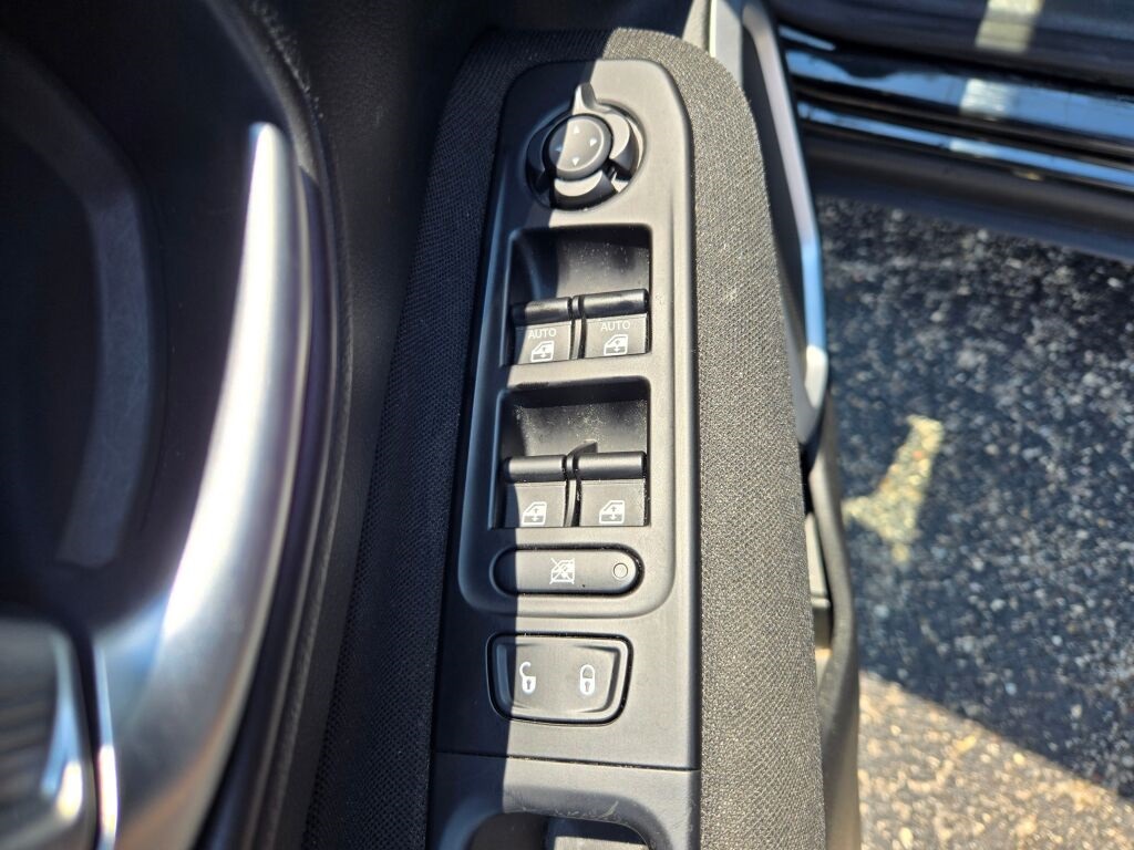 2021 Jeep Renegade Latitude photo 18