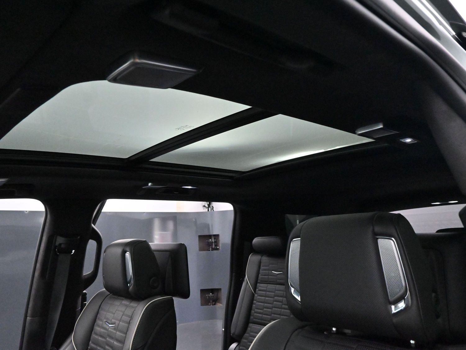 2023 Cadillac Escalade ESV Sport Platinum photo 28