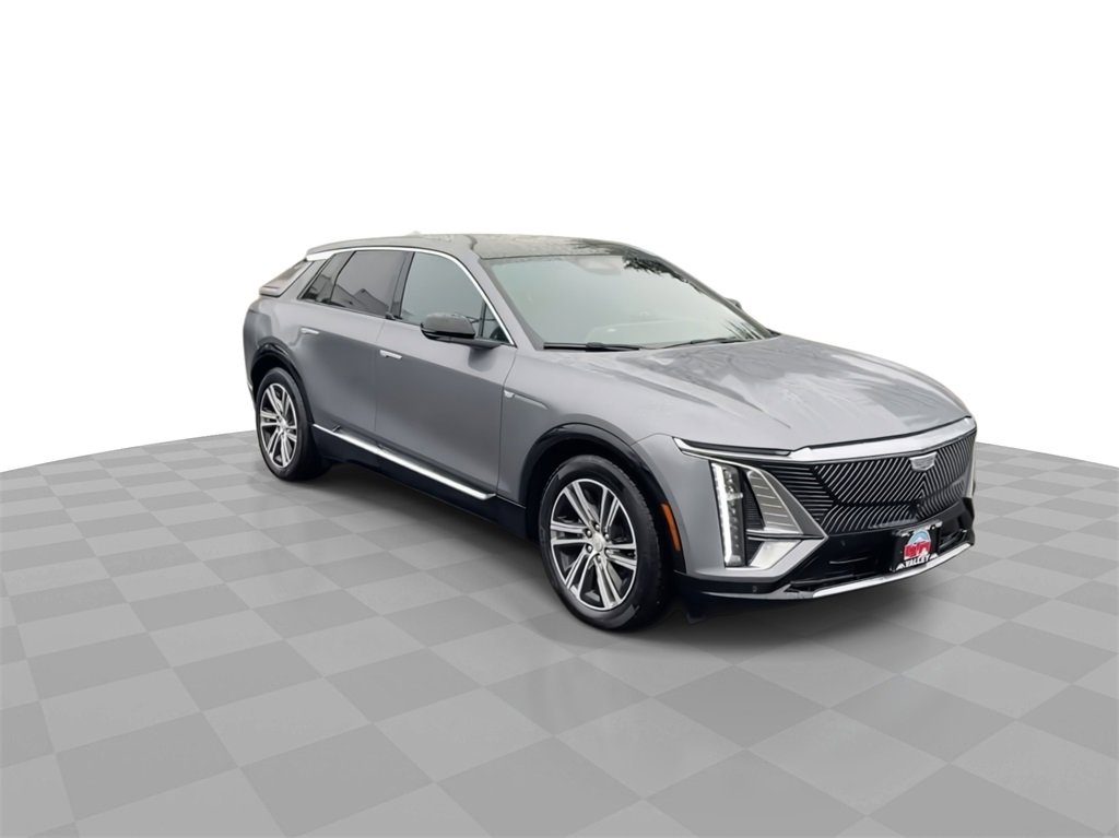 Used 2023 Cadillac LYRIQ Luxury with VIN 1GYKPPRL5PZ003194 for sale in Auburn, WA