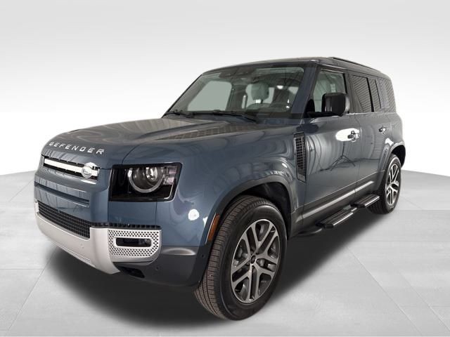 Defender 110 | Land Rover Gulf Coast
