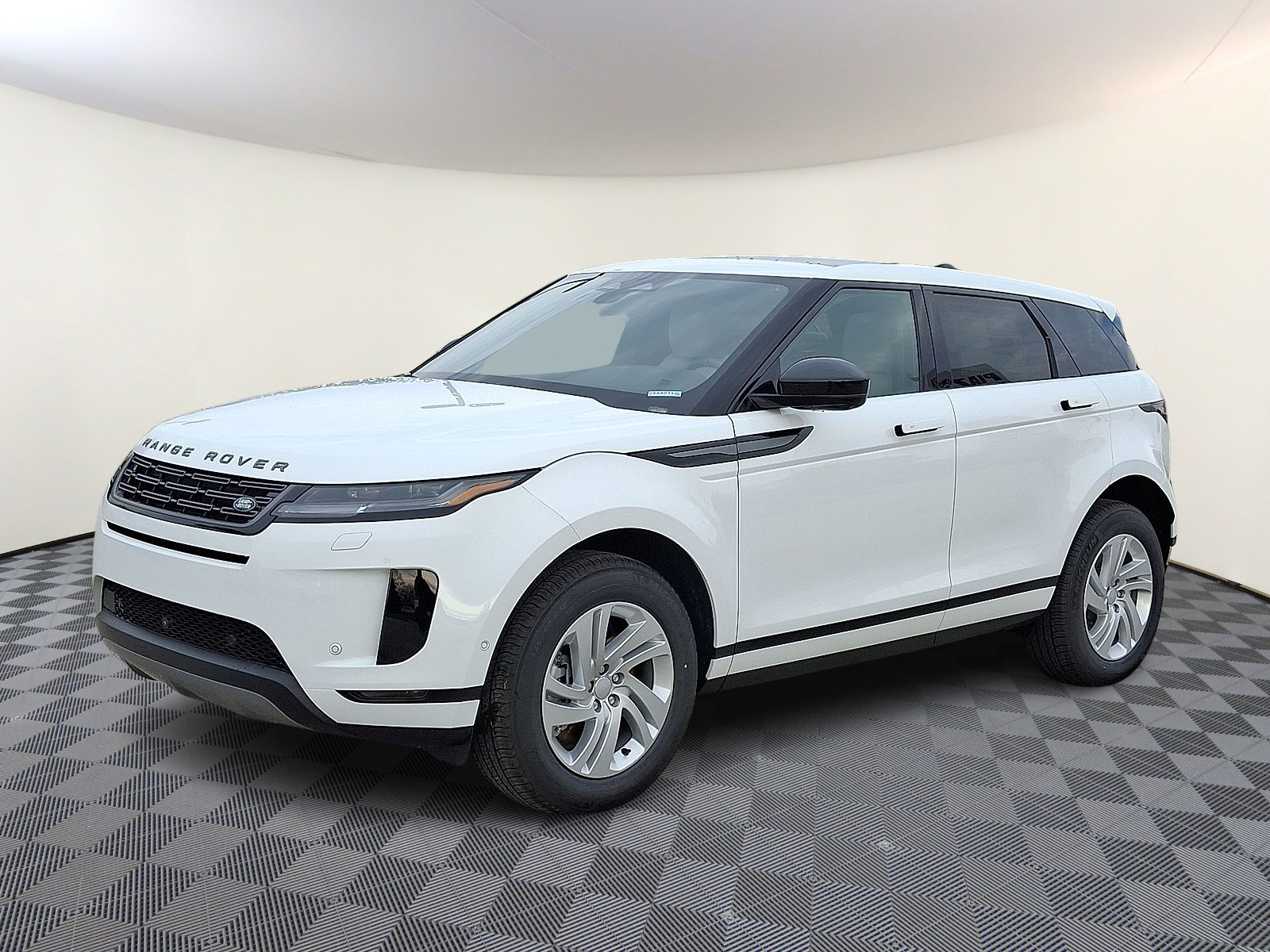 2026 Land Rover Range Rover Evoque S's photo
