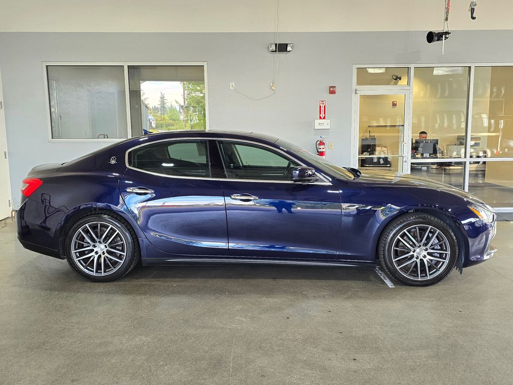 2015 Maserati Ghibli Base photo 4