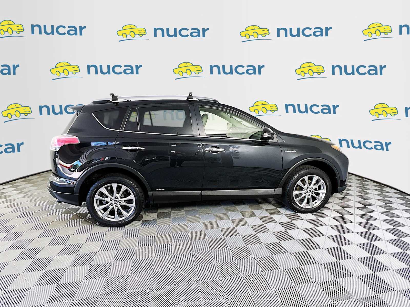 2018 Toyota RAV4 Hybrid Limited photo 8