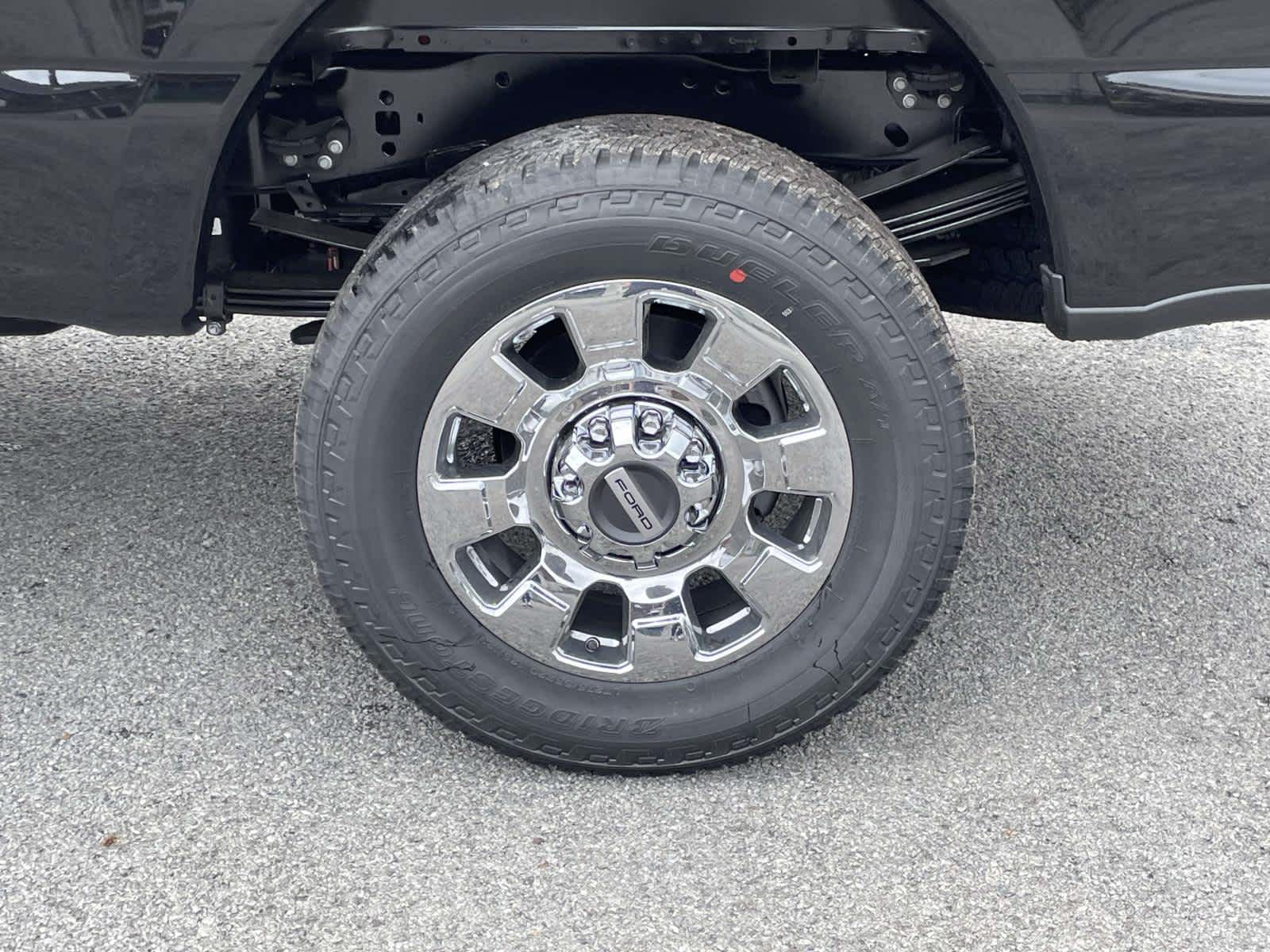 2025 Ford F-350 Lariat photo 11