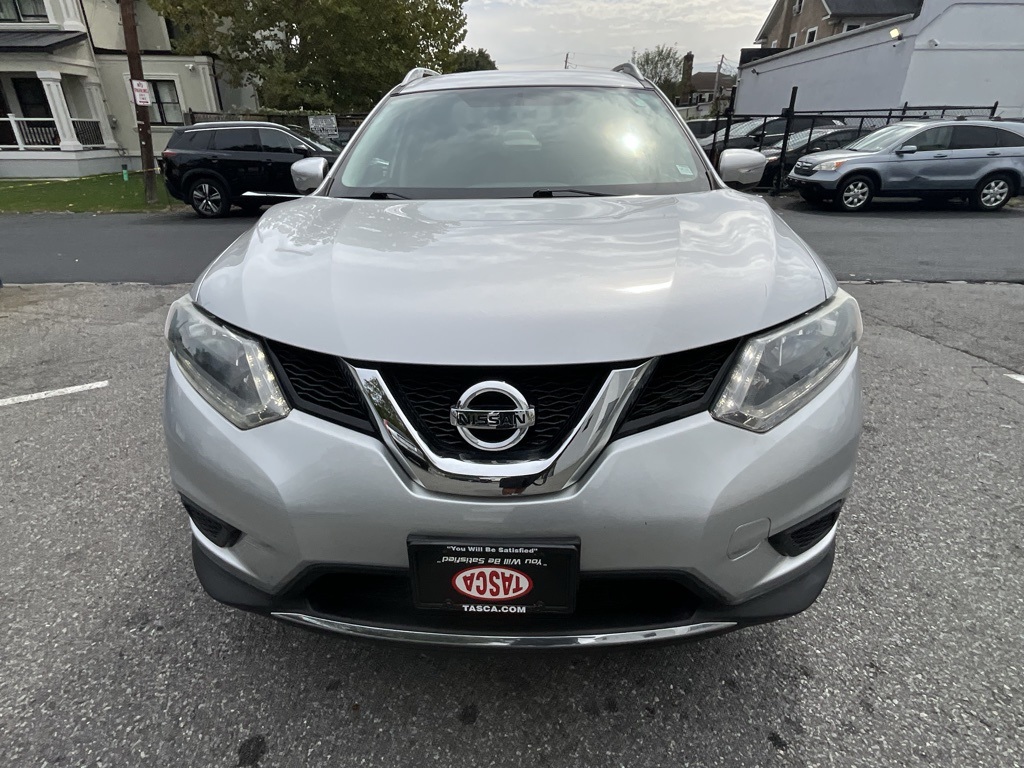 2014 Nissan Rogue SV photo 4