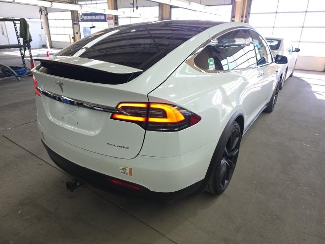 Used 2020 Tesla Model X Long Range with VIN 5YJXCBE27LF300037 for sale in Naperville, IL