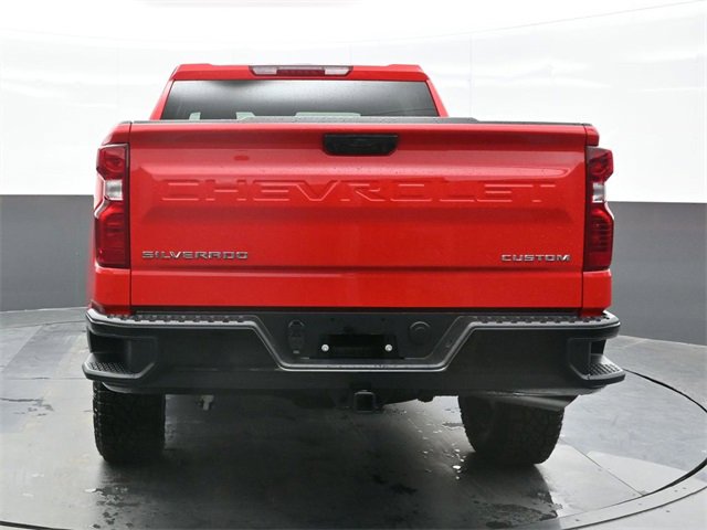 2026 Chevrolet Silverado 1500 Custom Trail Boss photo 2