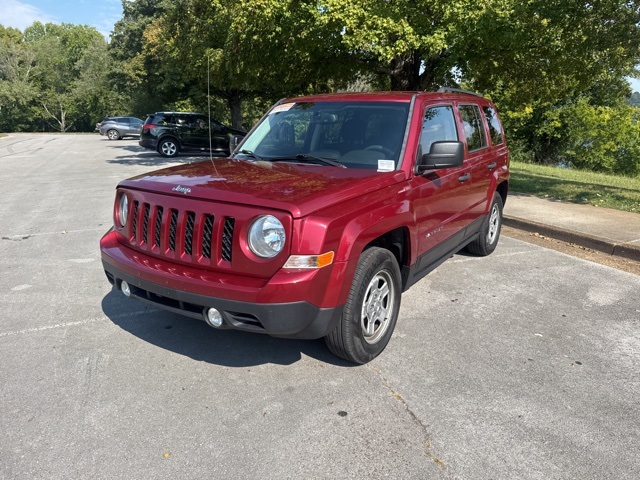 2016 Jeep Patriot Sport photo 2