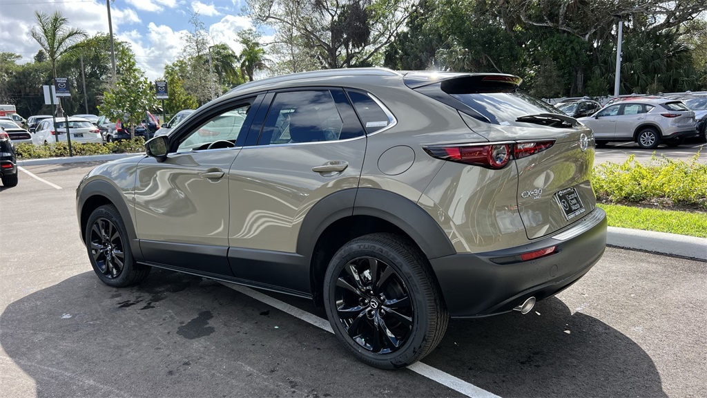 2024 Mazda CX-30 2.5 Turbo Carbon photo 6