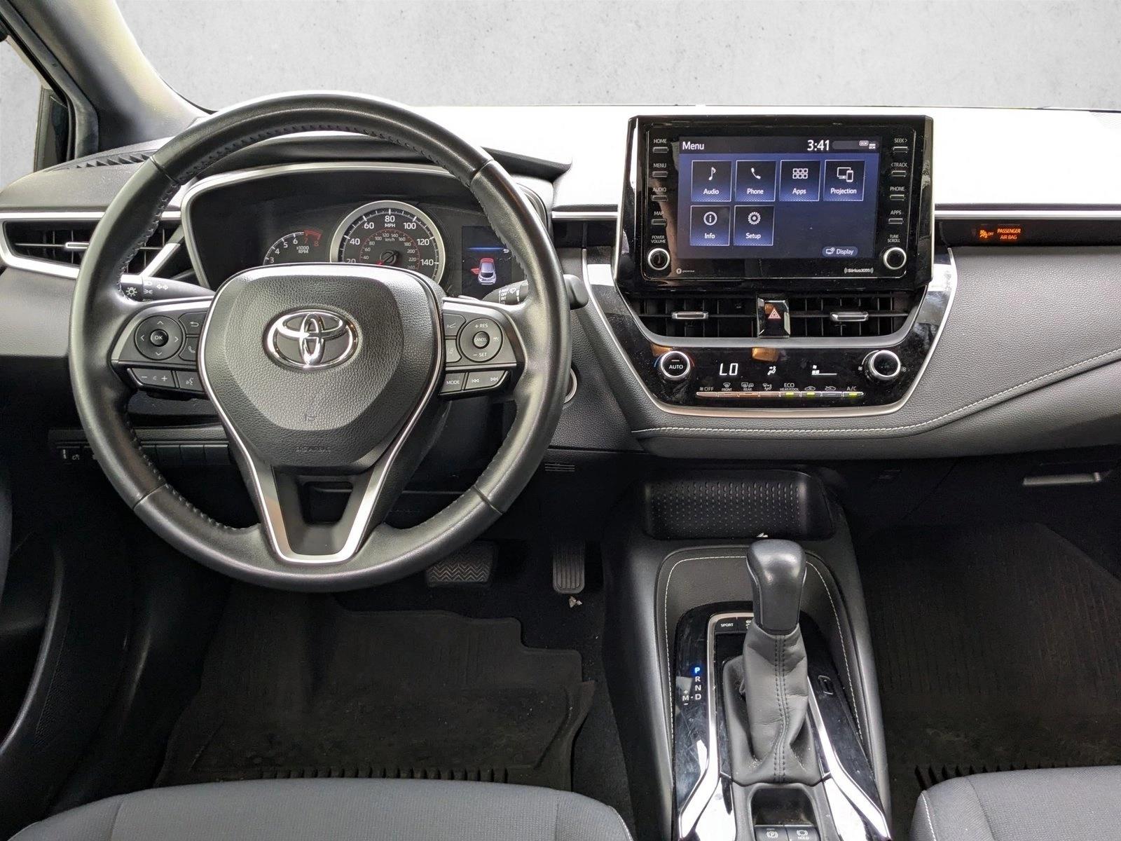 2022 Toyota Corolla SE photo 15