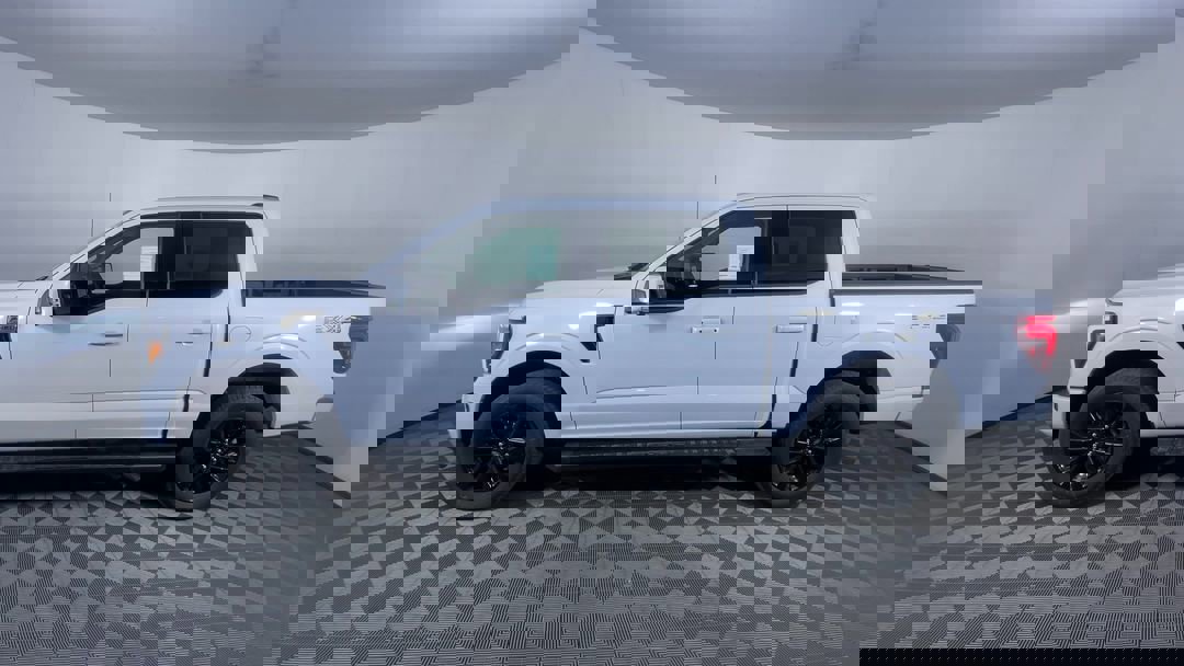 2025 Ford F-150 Lariat photo 4