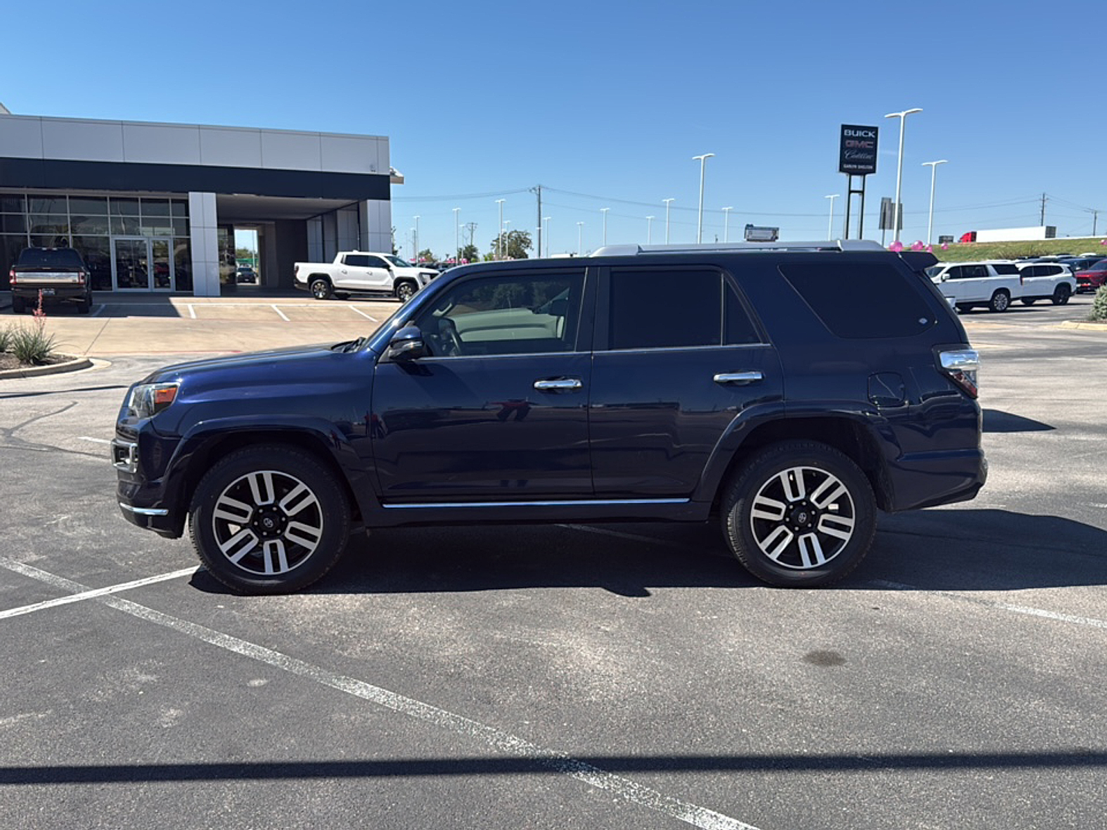 2020 Toyota 4Runner Limited photo 3