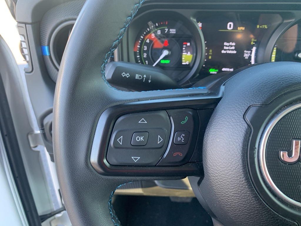 2024 Jeep Wrangler Rubicon 4xe photo 12