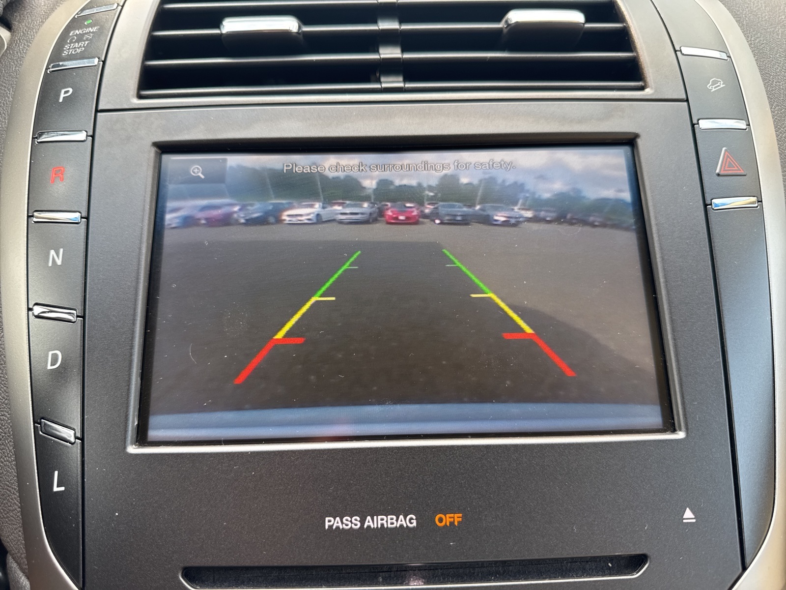 2013 Lincoln MKZ Hybrid photo 21