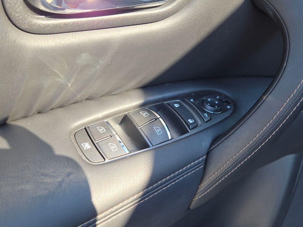 2024 Nissan Armada Platinum photo 21
