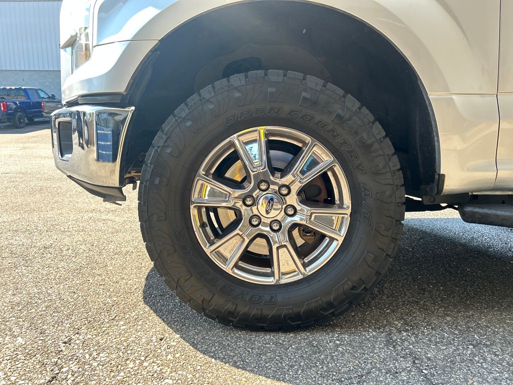 2016 Ford F-150 XLT photo 5