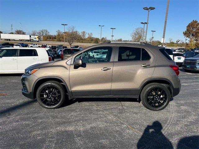 Certified 2022 Chevrolet Trax LT with VIN KL7CJPSM3NB531334 for sale in Columbia, IL