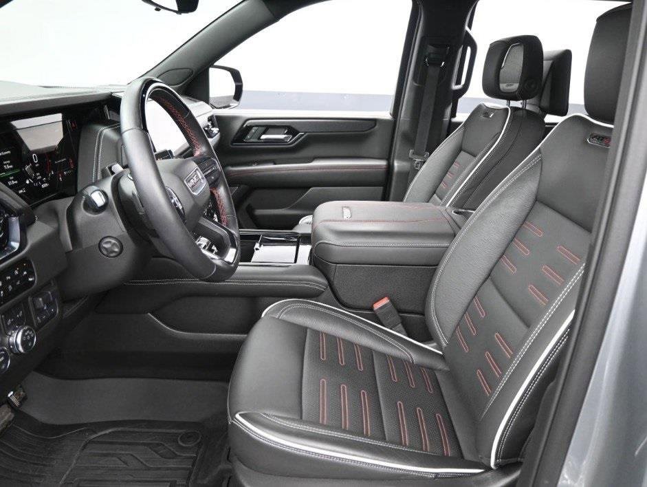 2025 GMC YUKON - Image 6