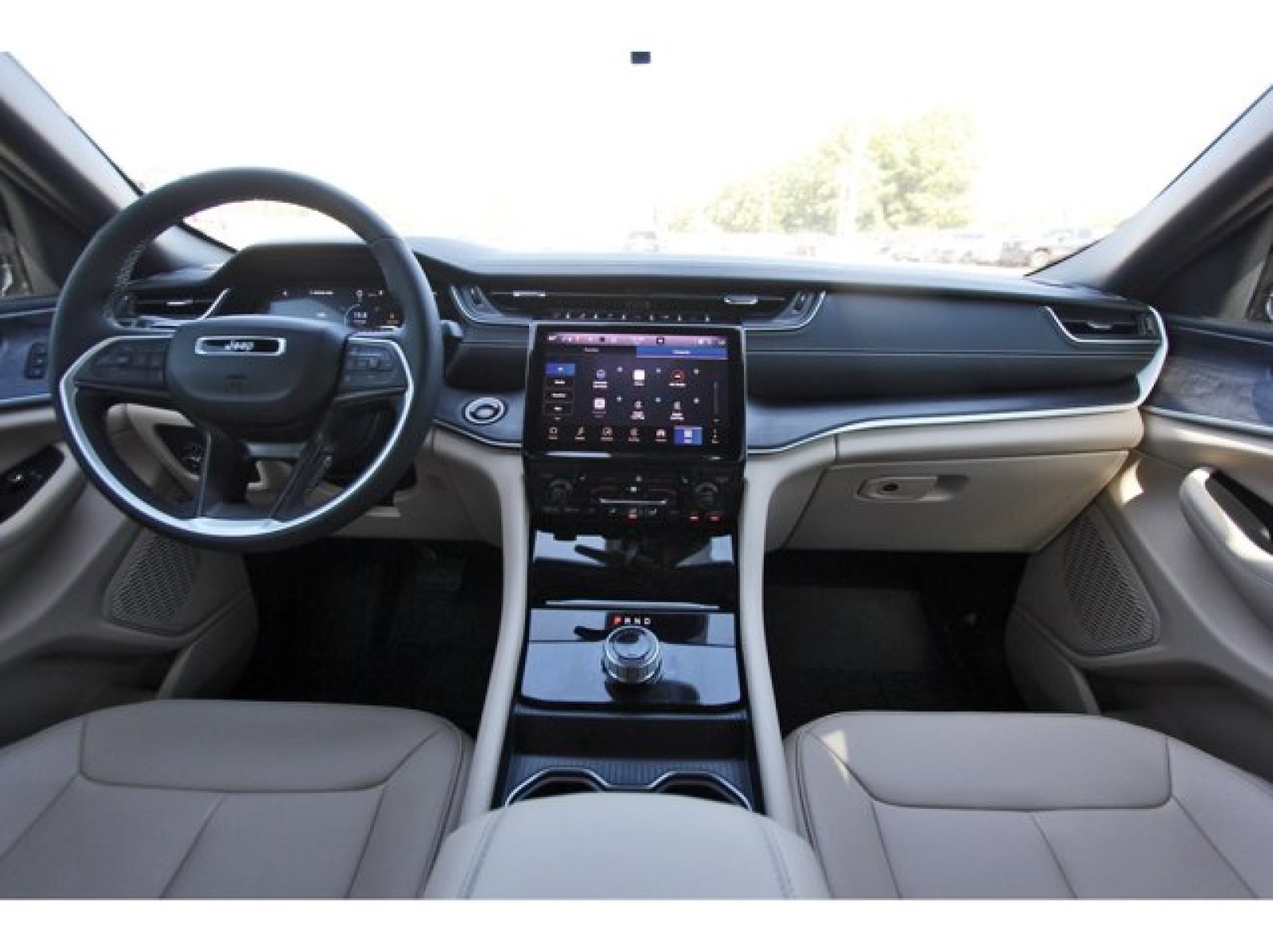 2025 Jeep Grand Cherokee Limited - 10