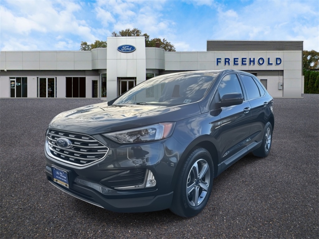 2022 Ford Edge SEL photo 3