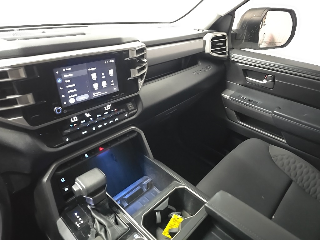 2022 Toyota Tundra SR5 photo 25