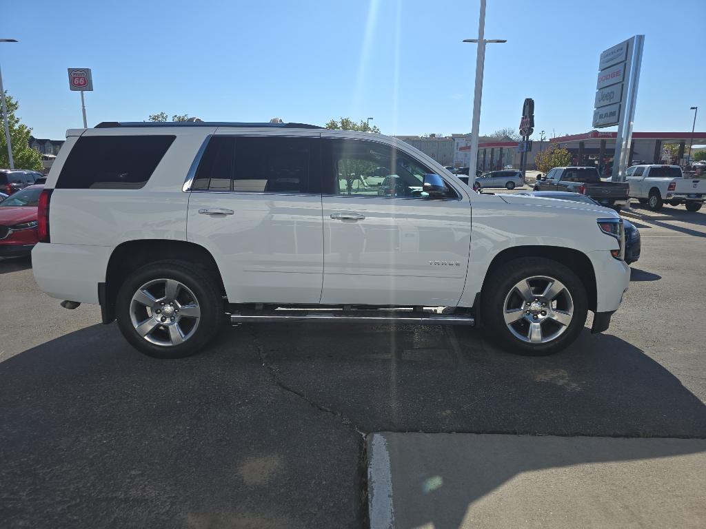 2019 Chevrolet Tahoe Premier photo 4