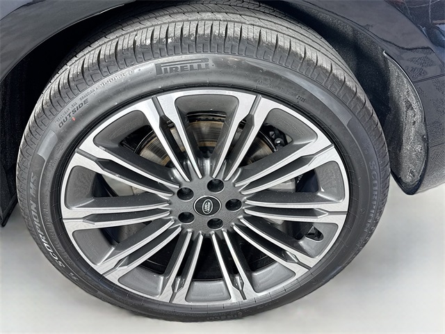 2025 Land Rover Range Rover Sport SE photo 29