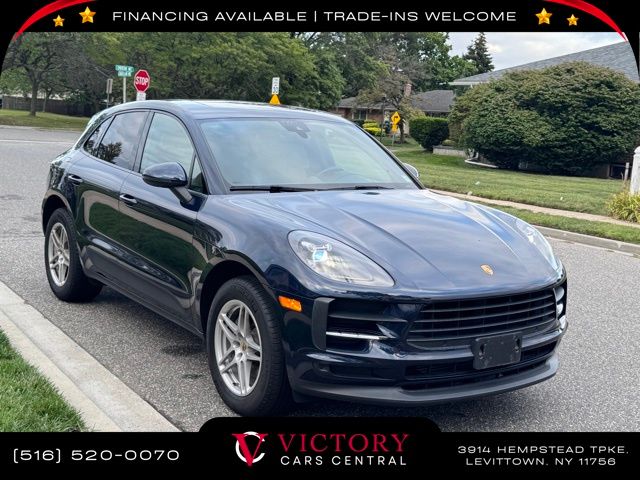 2019 Porsche Macan Base photo 3