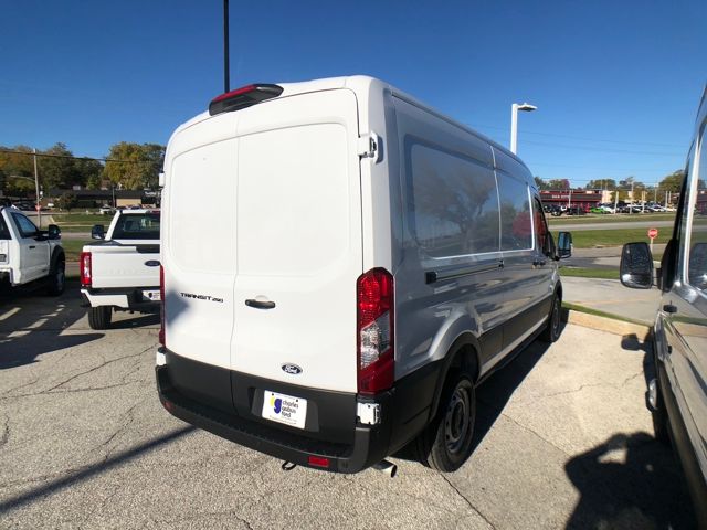 2026 Ford Transit photo 4