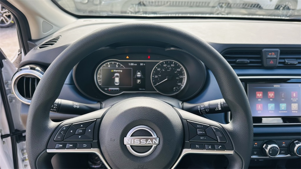 2025 Nissan Versa SV photo 15