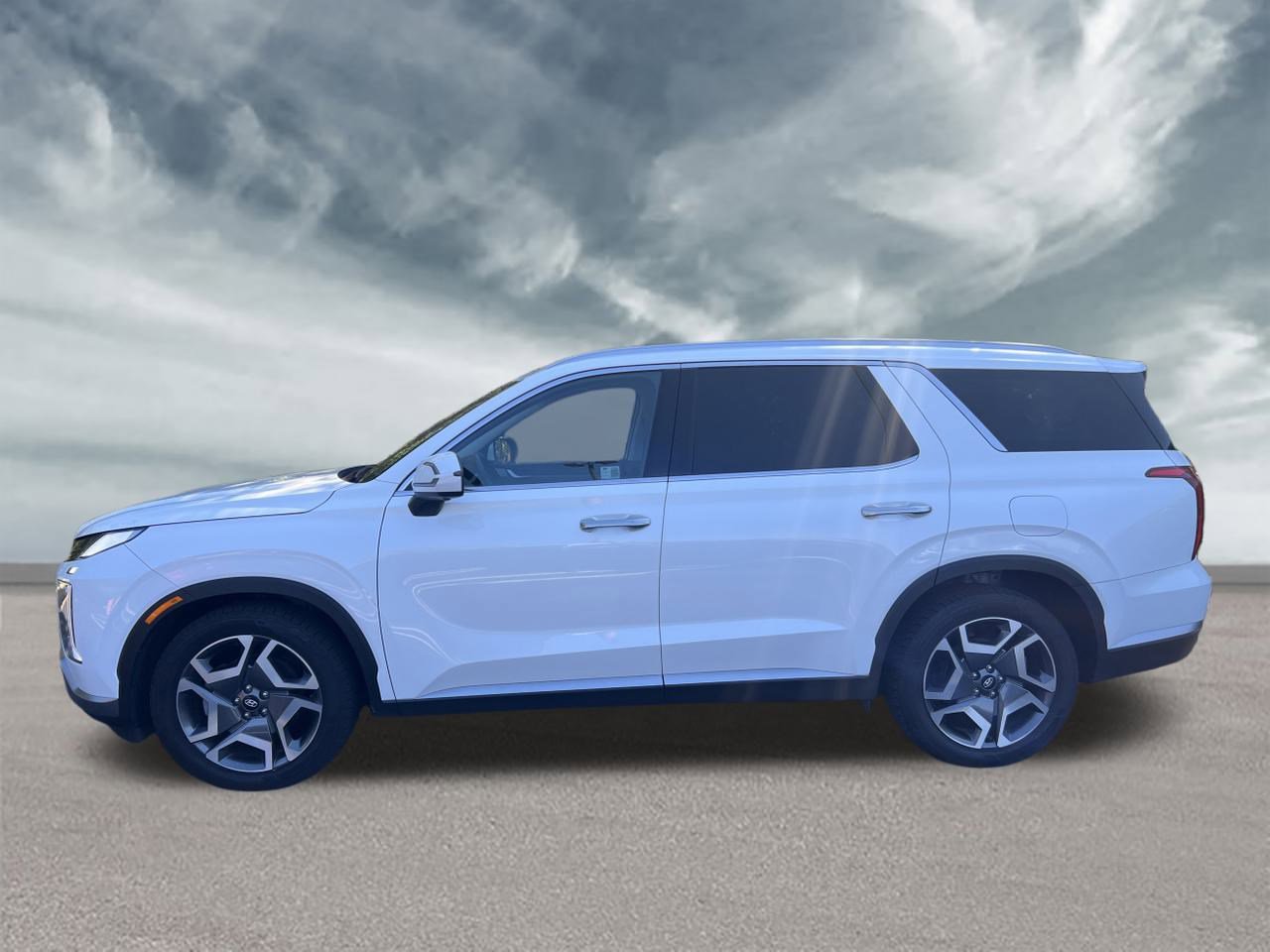 2024 Hyundai Palisade SEL photo 2