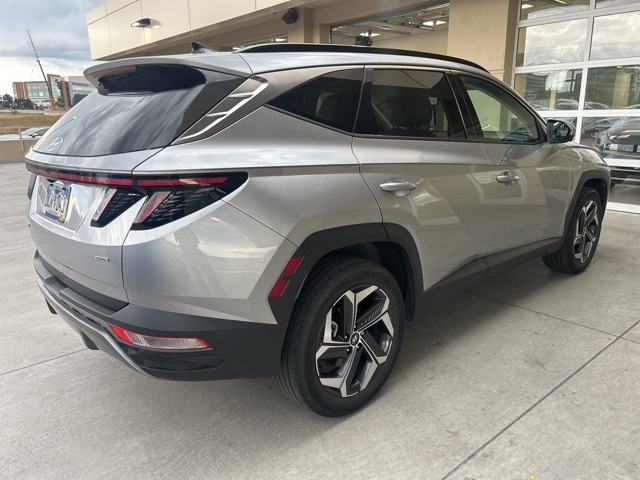 2022 Hyundai Tucson Limited photo 2
