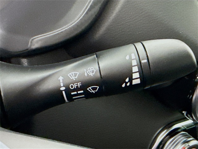 2025 Nissan Sentra S photo 12